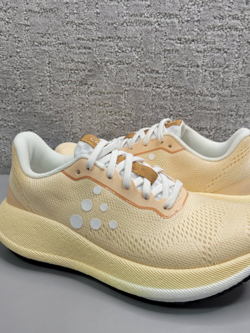 Craft Sportwear Pacer 2 Womens Size US 7 Taupe PX Foam Lightweight Running Shoes - Picture 7 of 14